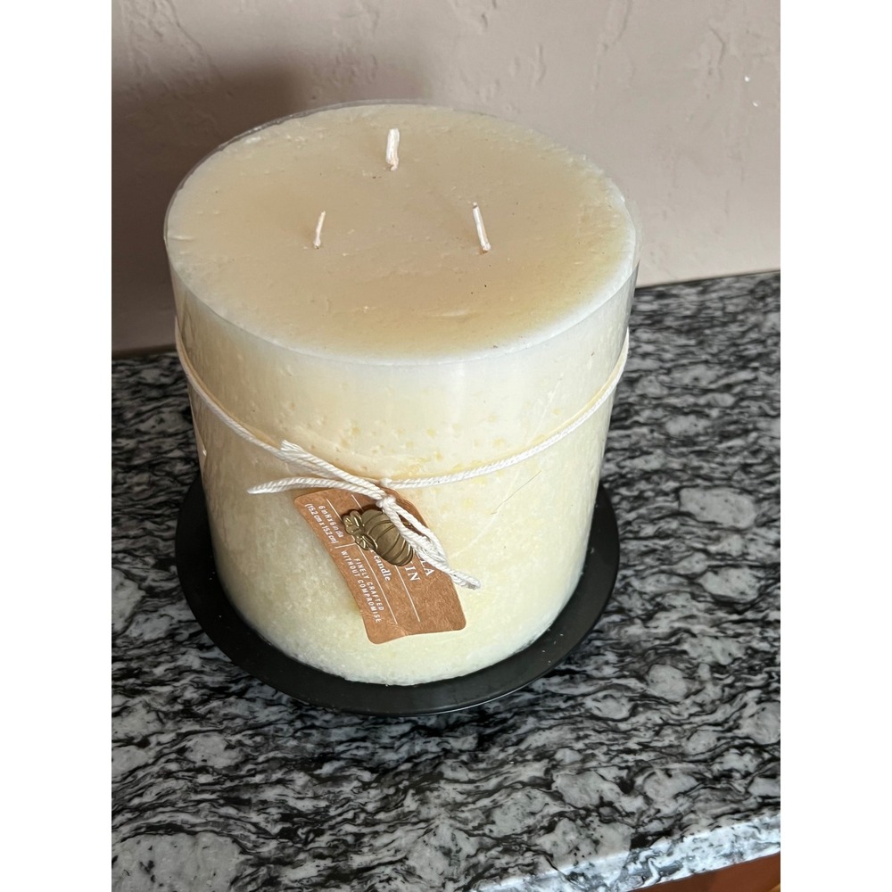Threshold Vanilla Pumpkin 3-Wick Pillar Candle 6x6 Large Cream Decor 95hr - Picture 2 of 6